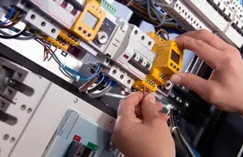 Projektowanie, montaż i serwis instalacji elektrycznych, SF Elektryk instalacje elektryczne, Smart Home, sieci internetowe, alarm, monitoring, Środa Śląska, Środa Śląska